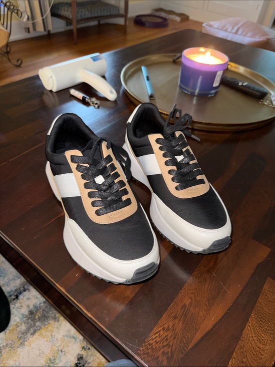 DV by Dolce Vita Shoes - Dolce Vita Women's Sneakers in Black, White & Tan